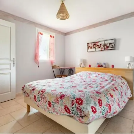 Chez Cathie A Bed & Breakfast Muret