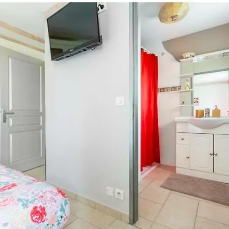 Chez Cathie A 3*